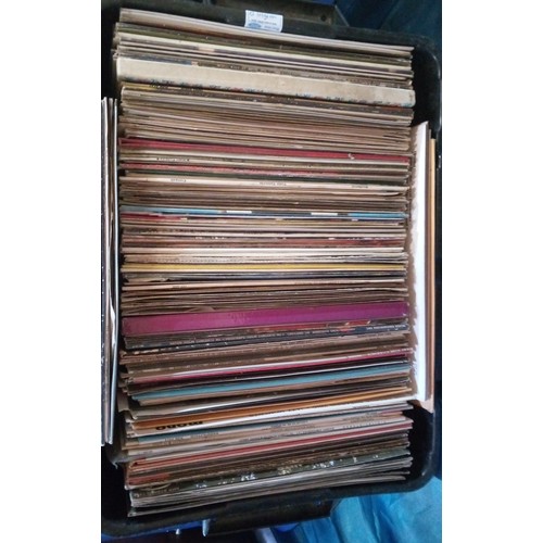 898D - A Large Quantity of Easy Listening LP's