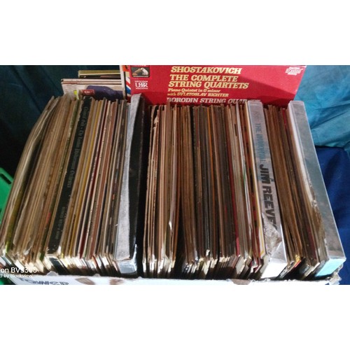 898F - A Large Quantity of Easy Listening LP's