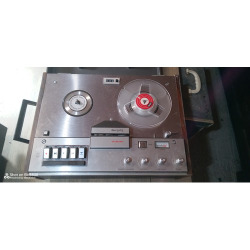 899 - Philips 4308 Reel to Reel Player