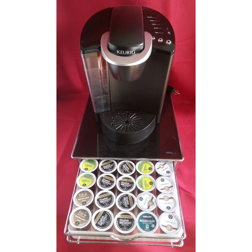 896 - Keurig coffee maker with bottom tray