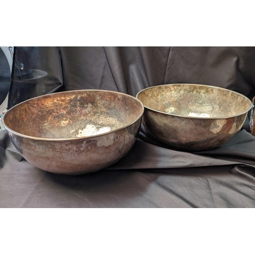 291 - Large Antique Copper Mixing Bowls 13cm High, 29cm Diameter