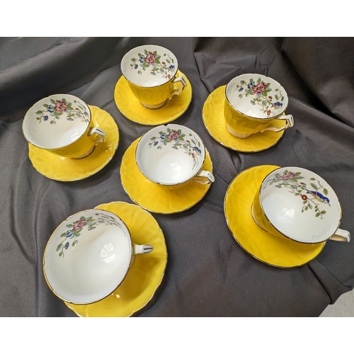 511 - Vintage Aynsley Yellow Teacups and Saucers x 6 ( 1 chip to rim of 1 cup as pictured)