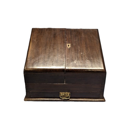 383 - A Victorian Stationary Box