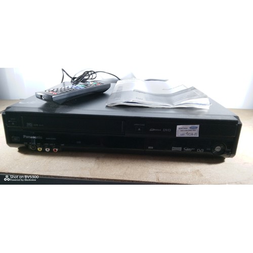 904A - Panasonic DMR-EZ49V VHS/ DVD Recorder / Player