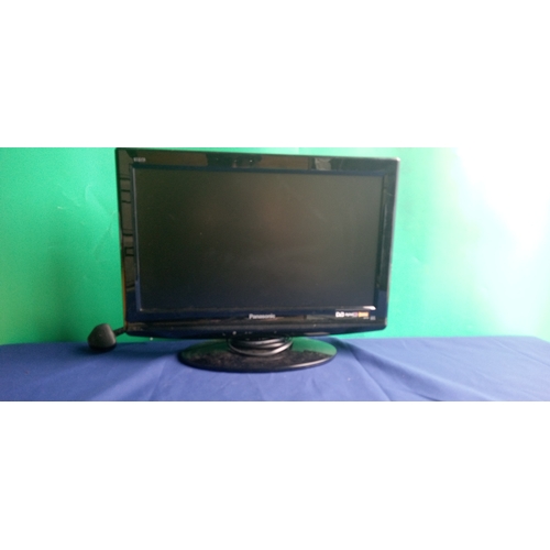 852 - A Panasonic TX19X10B TV