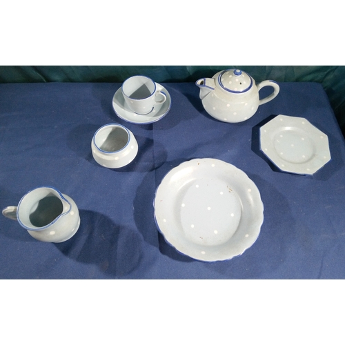 549 - Studio pottery tea service