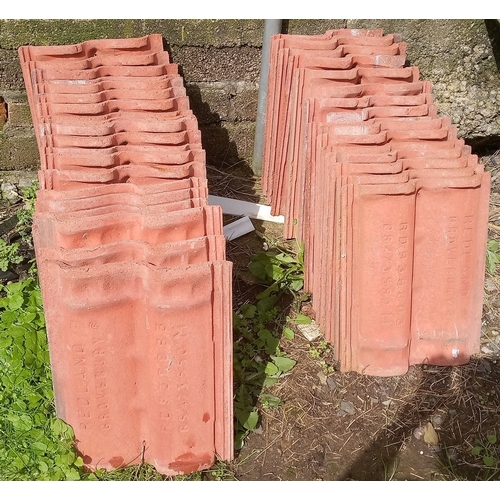 1147 - 39 Redland Grovebury Roof tiles