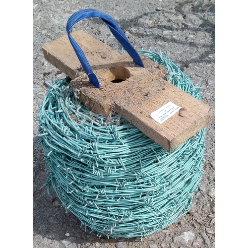 1146 - Roll of barbed wire