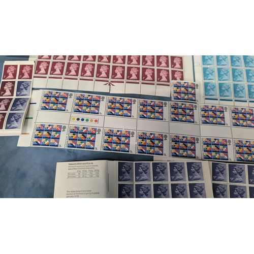 489 - Unmounted Great British postage stamps including: 

100x 1/2p - 100x 1p - 21x 9p - 30x 7p - 20x 9p a... 