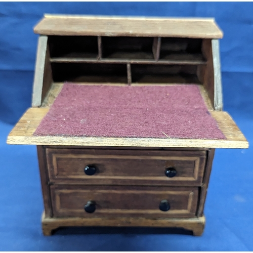 151 - A miniature Chippendale Style writing bureau (Apprentice piece) - 18 x 15 x 9cm