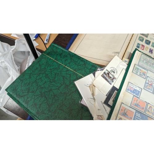 500 - A large quantity of used stamps, School boy albums and vintage tins  - Contains Worldwide, Commonwea... 