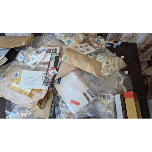 503 - A quantity of used stamps and First day covers etc - British, German, Worldwide, Commonwealth and mo... 