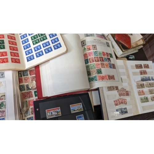 510 - A large collection of British and worldwide stamp albums