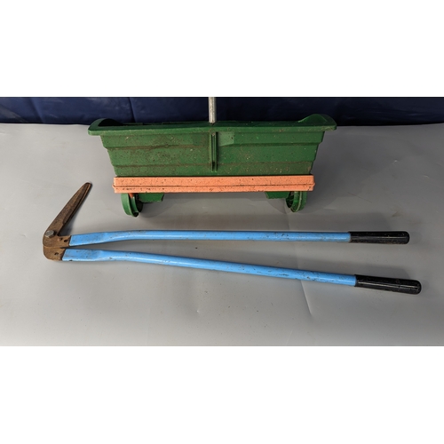 964 - A seed spreader and lawn edger shears