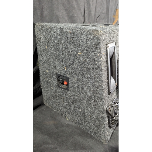 904 - Tornado Bass speaker - 34 x 88 x 32cm