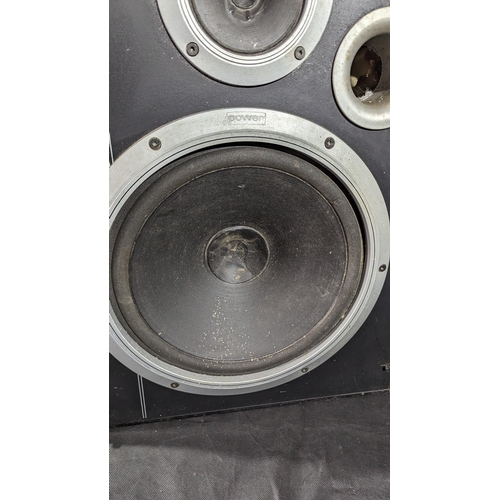 905 - A pair of Jamo D266 Speakers - some damage as pictured - 69 x 44 x 32cm