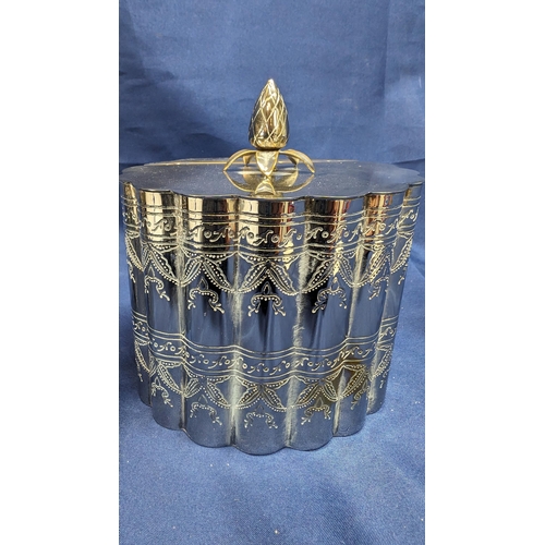 373 - Victorian period silver plated scalloped tea Caddies x2 
Tallest 16cm to top of finial, 10.25cm heig... 