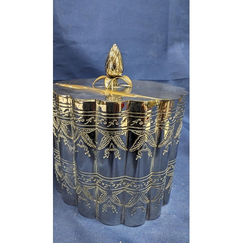 373 - Victorian period silver plated scalloped tea Caddies x2 
Tallest 16cm to top of finial, 10.25cm heig... 