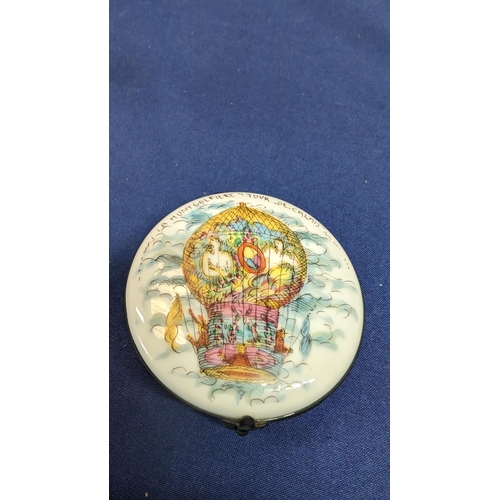 656 - A selection of antique and vintage chinaware including :
Limoge pill box - La Montgolfiere 'Tour de ... 