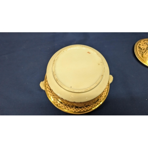 733 - Vintage Gold and Peach coloured dish with lid - 16 x 8cm approximately.   From the country estate.