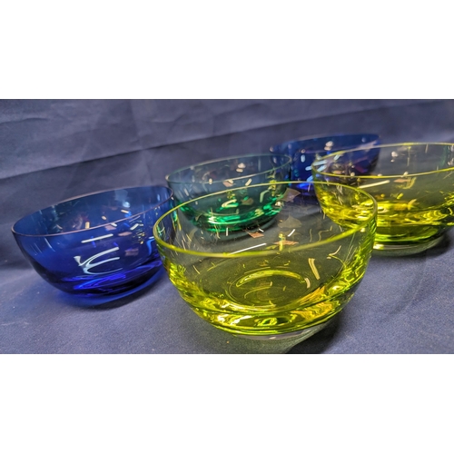 736 - 5x Vintage Chartreuse hand blown glass finger bowls - 12cm diameter, 6cm tall.   From the country es... 