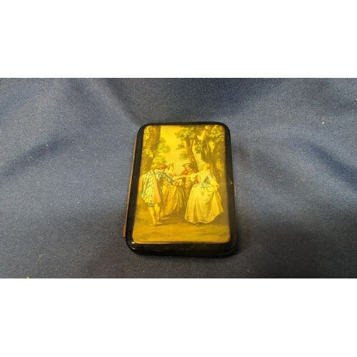 381 - Vintage card / cigarette case with Edwardian courting scene front - slight tear on front coating - 8... 