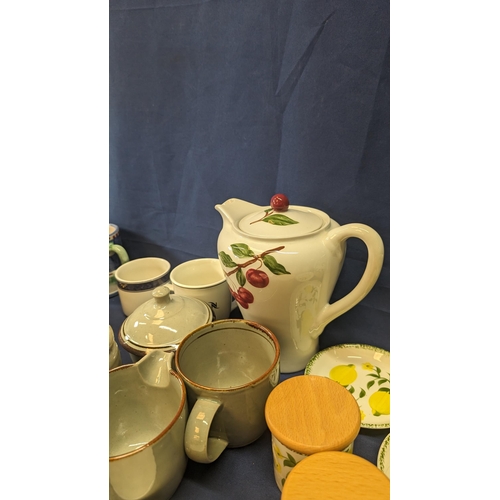 742 - Mixed lot of china mugs, teapots etc. including Harrods, Lemon Grove, Enzart design, Royal Worcester... 