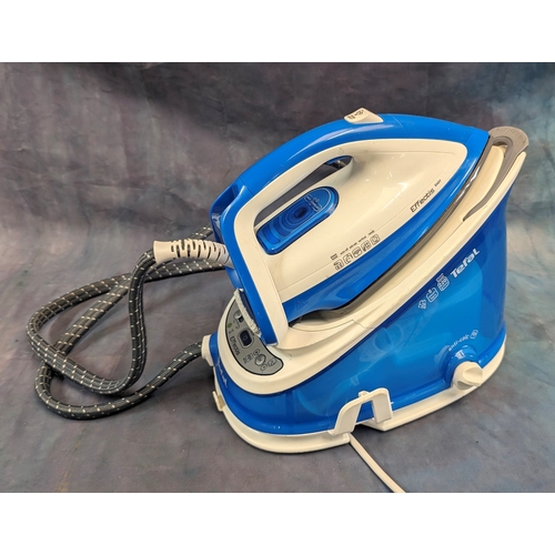 1086 - A Tefal Effectis Steam Generator Iron - Seen Working