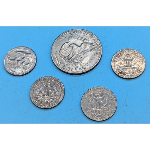 251 - A 1972 American Liberty Dollar Coin and other Quarter Dollars including Effigy Mounds