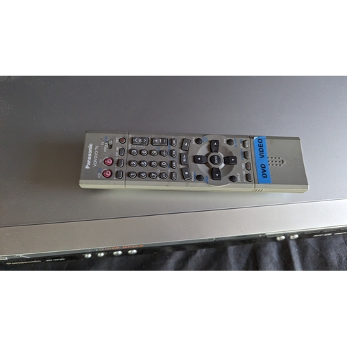 883 - Panasonic NV-VP30 DVD/VHS with remote