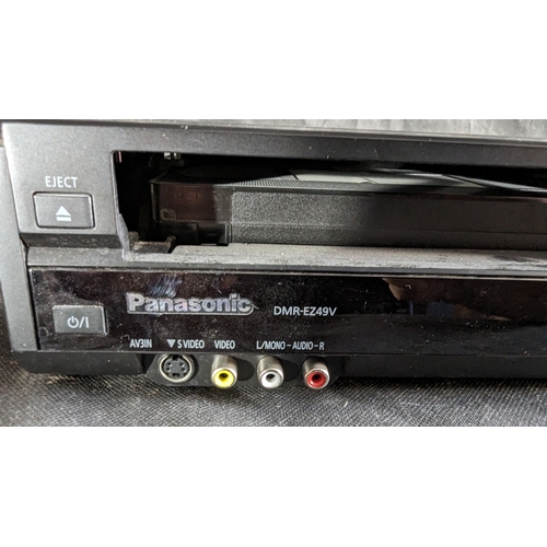 884 - Panasonic DMR-EZ49V DVD/VHS (NO REMOTE)