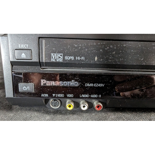 885 - Panasonic DMR-EZ49V DVD/VHS with remote