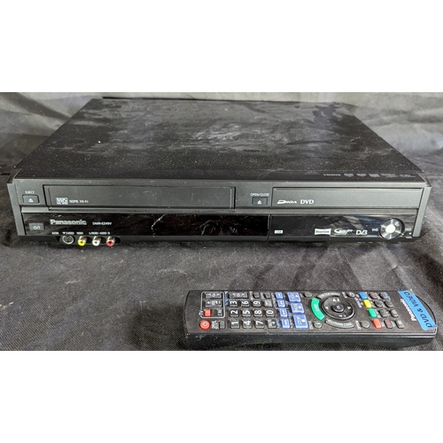 886 - Panasonic DMR-EZ49V DVD/VHS with remote