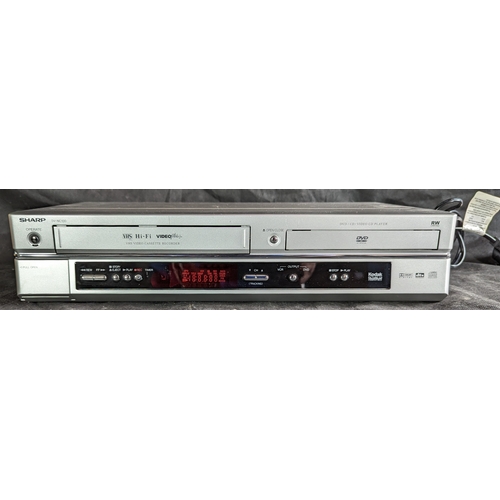 892 - Sharp DV NC200 DVD/VHS player