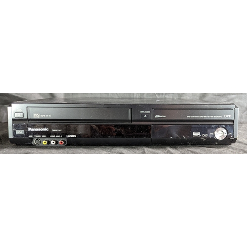 895 - Panasonic DMR-EZ48V - DVD/VHS   Player/Recorder