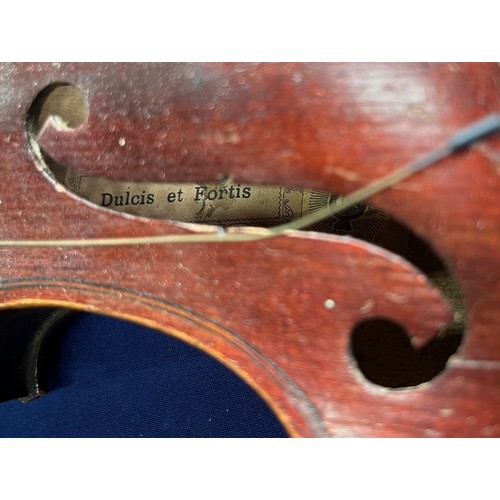 347 - Dulcis Et Fortis Violin in case