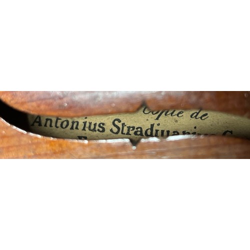 348 - Copie De Antonius Stradavarious Cremonenfis Facibat Anno 1721 Violin and Case (No bow)