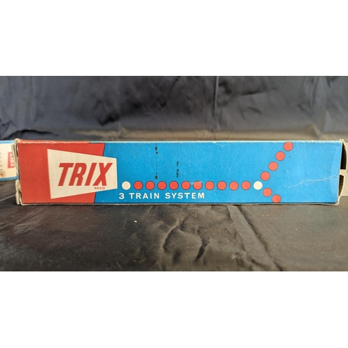 628 - 3 x Trix 