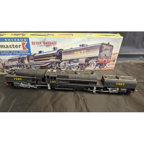 632 - A Rosebud Kitmaster 00/HO Gauge Beyer Garratt Plastic Model, Airfix Prairie Tank and Blue English El... 