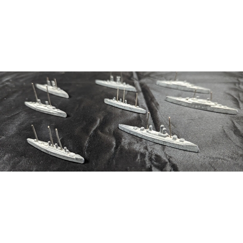 641 - 8x Lead Dreadnaught Battleships - approximately 7cm average length