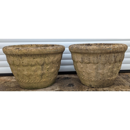 931 - 2 Large Willow Lodge Crafts LTD Garden Pots 40 x 60cm