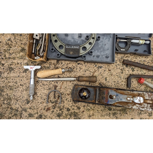 1023 - Mixed tools including micrometers, Stanley plane and more