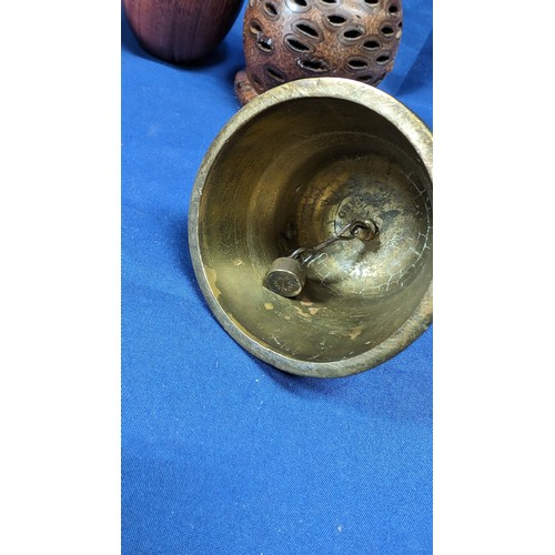 651 - A Selection of Items inc. An antique brass bell made in England - Leo X Aquila Agnus X Pelicanus - d... 