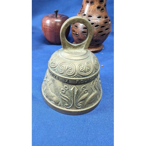 651 - A Selection of Items inc. An antique brass bell made in England - Leo X Aquila Agnus X Pelicanus - d... 