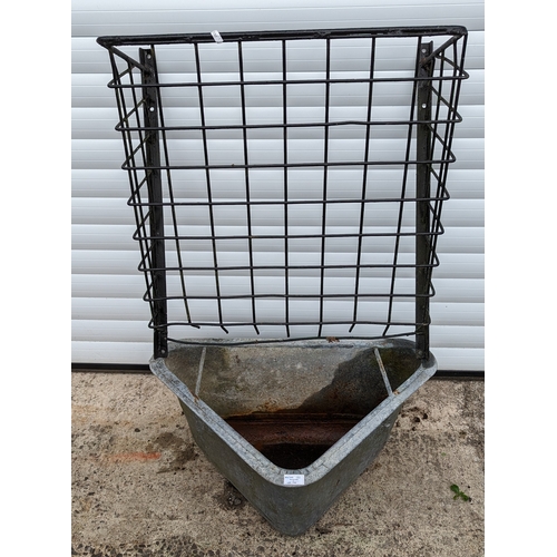 1162 - 1 x Galvanised Corner Trough and Wall Mounted Hay Rack