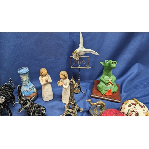 739 - A Collection of Vintage Oddments inc. Beaded Animals, Marble Apple, Floris London Pomadore, Willows ... 