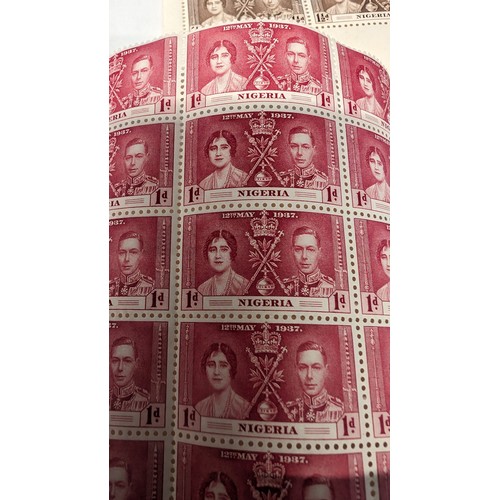 492 - A selection of Unused King George VI Coronation Stamps including: 1 1/2d stamped 'Morocco' (15 centi... 