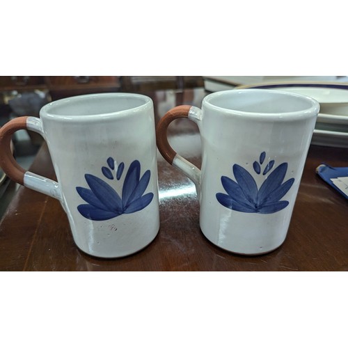 1231 - 2 x Vintage Mugs from Portugal. From the Country Estate.