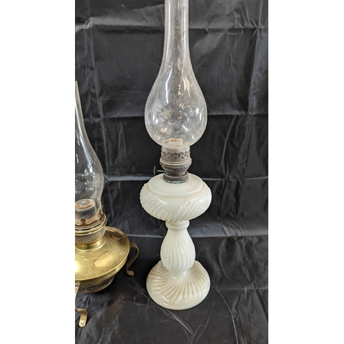 112B - 3 x Late 19th Century / Early 20th Century Oil Lamps, Marble Glass and Brass, Opaque Glass and Brass