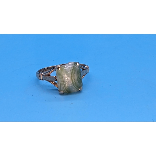 205 - A 9ct Yellow Gold Art Deco Ring size N/O.